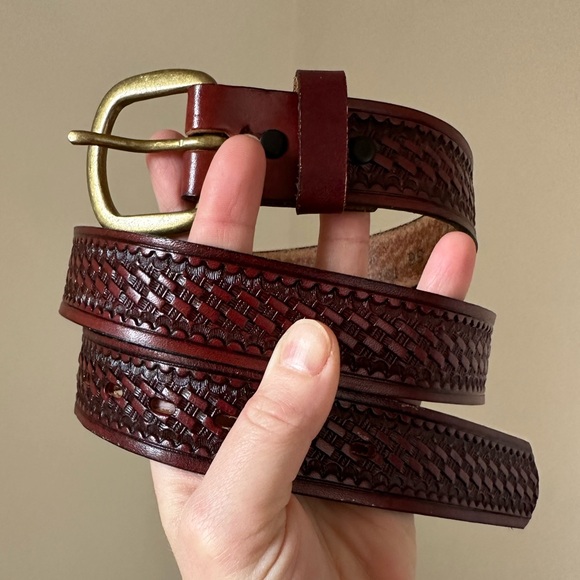✨5/$25 Genuine Leather Belt Made in USA Waist 36 - Picture 1 of 3